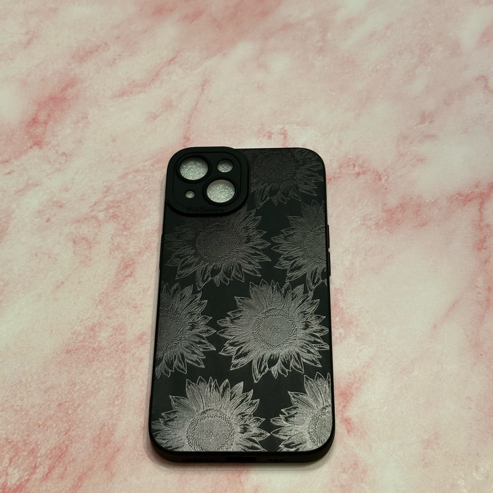 Black Sunflower iPhone 14 Case